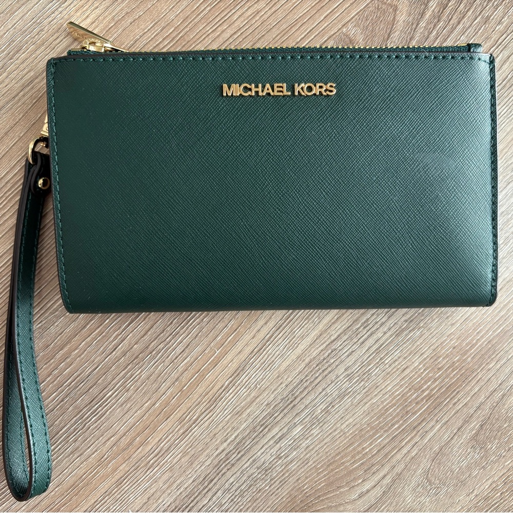 Michael Kors Green Wristlet